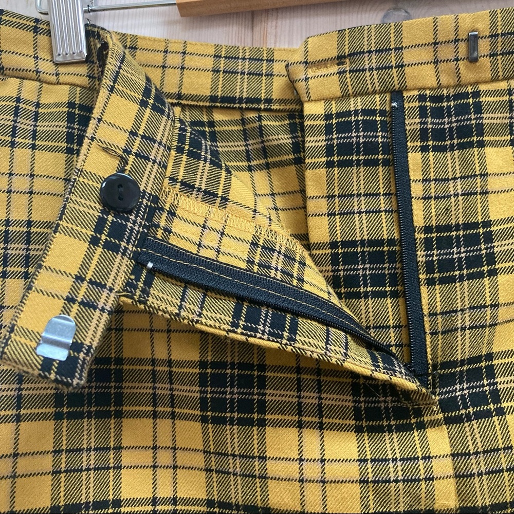 BB Dakota Yellow and Black Plaid Mini Skirt - Picture 5 of 10